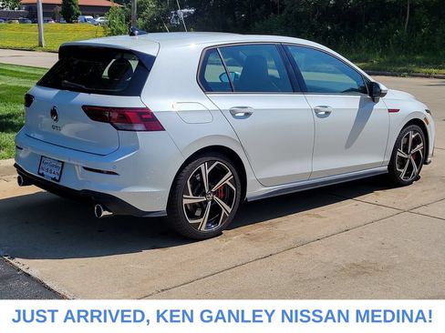 Used 2024 Volkswagen GTI SE FWD image 3
