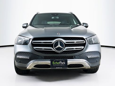 Used 2022 Mercedes-Benz GLE 350 4MATIC w/ Premium Package image 2