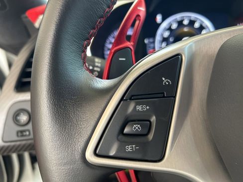 Used 2015 Chevrolet Corvette Z06 w/ 3LZ Preferred Equipment Group image 40