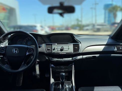 Used 2016 Honda Accord Sport image 8