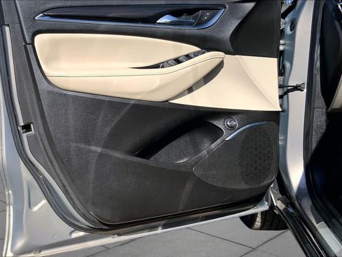 Used 2019 Buick Enclave Essence FWD image 22
