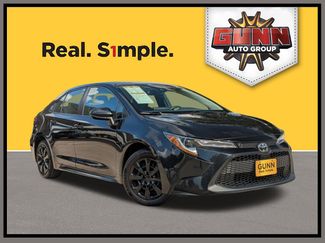 Used 2022 Toyota Corolla LE image 1