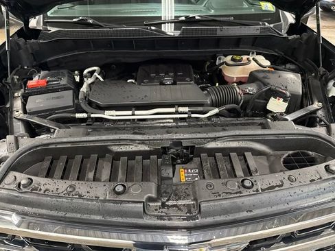 Used 2023 Chevrolet Silverado 1500 LT AWD/4WD image 28