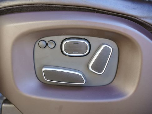 Used 2014 Land Rover Range Rover Long Wheelbase Supercharged image 21