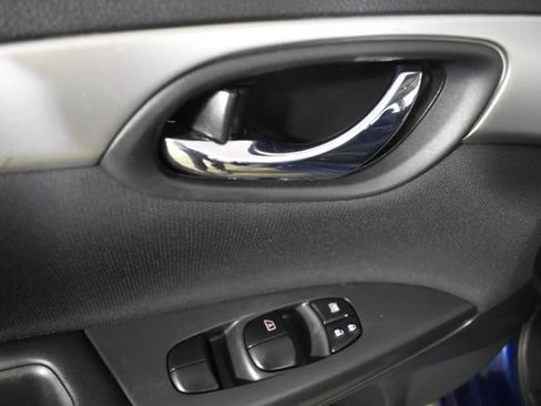 Used 2019 Nissan Sentra S FWD image 6