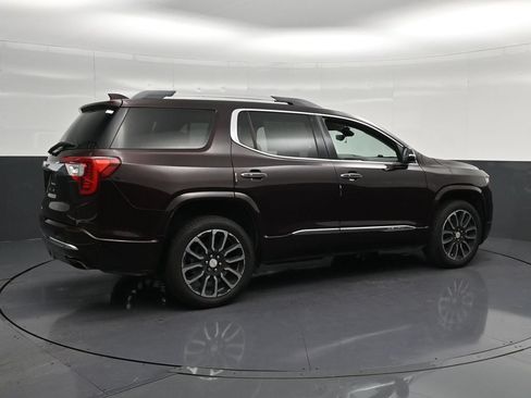 Used 2020 GMC Acadia Denali w/ Technology Package FWD image 3