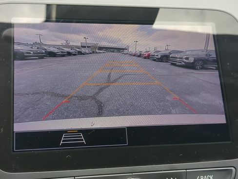 Used 2025 Chevrolet Malibu LT FWD image 24