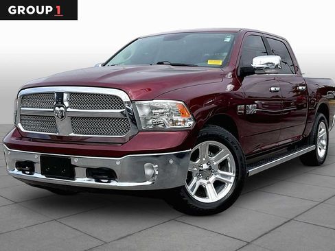 Used 2017 RAM 1500 Lone Star RWD image 1