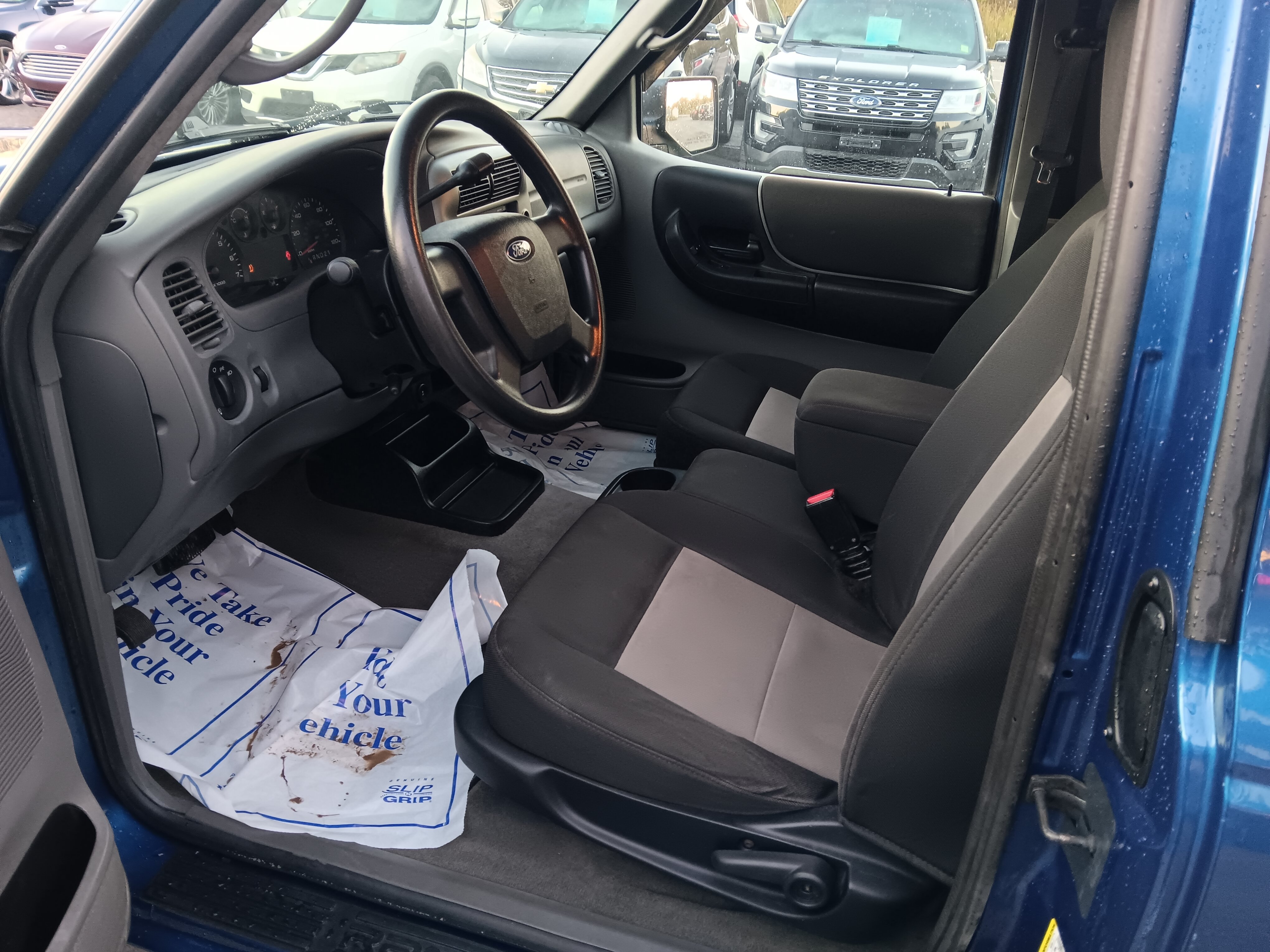 Used 2011 Ford Ranger XLT w/ Payload Pkg 2 AWD/4WD image 8
