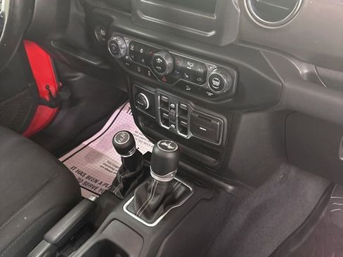 Used 2021 Jeep Wrangler Unlimited Sahara w/ LED Lighting Group image 31