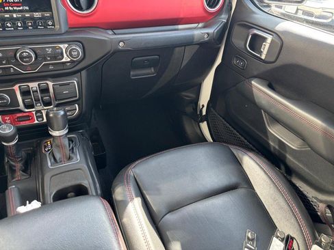 Used 2020 Jeep Gladiator Rubicon AWD/4WD image 19