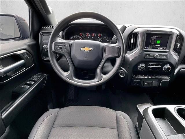 Used 2024 Chevrolet Silverado 1500 Custom w/ Turbomax Blackout Package RWD image 7