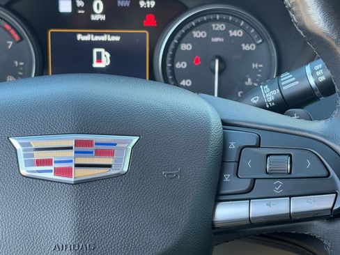 Used 2021 Cadillac XT4 Premium Luxury image 22