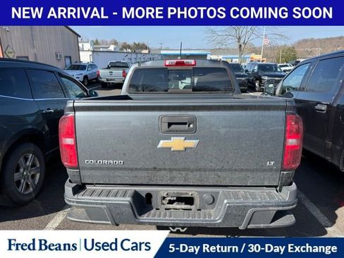 Used 2017 Chevrolet Colorado LT w/ LT Convenience Package image 7