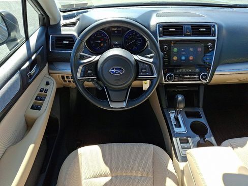 Used 2019 Subaru Outback 2.5i Premium image 13