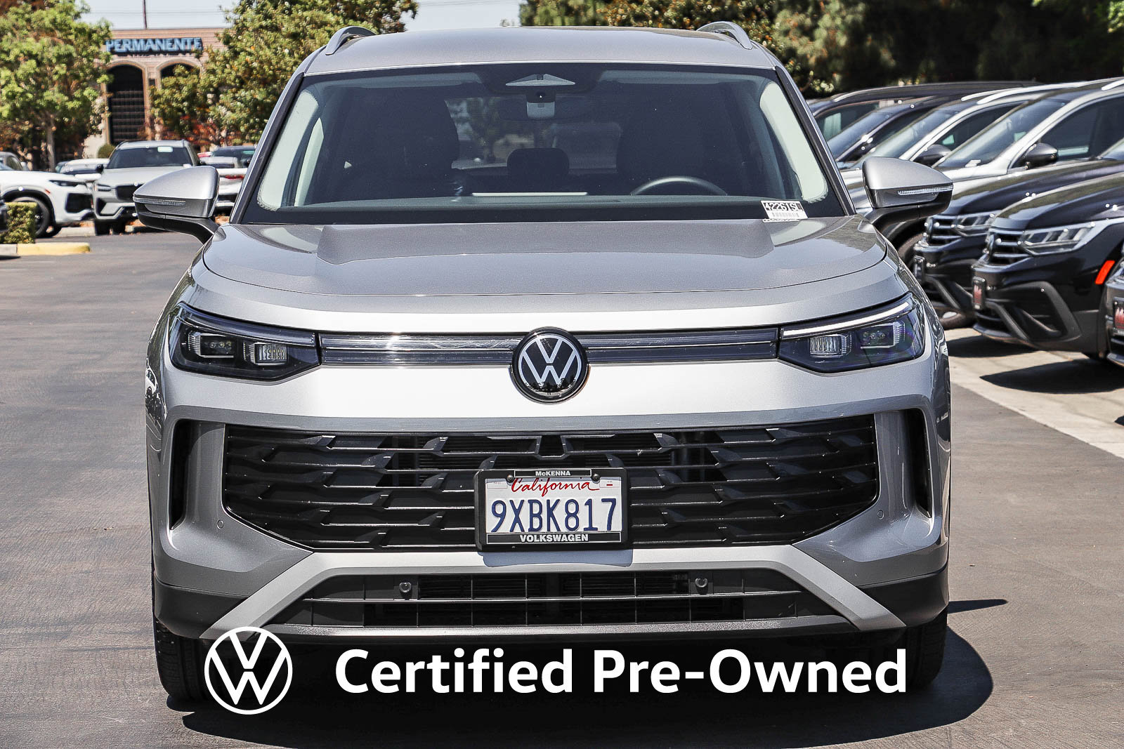 Used 2026 Volkswagen Tiguan SE FWD image 3