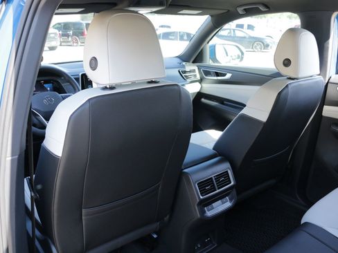 New 2026 Volkswagen Atlas Cross Sport SEL Premium R-Line AWD/4WD image 18