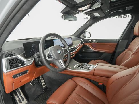 Used 2024 BMW X7 M60i w/ Executive Package AWD/4WD image 10