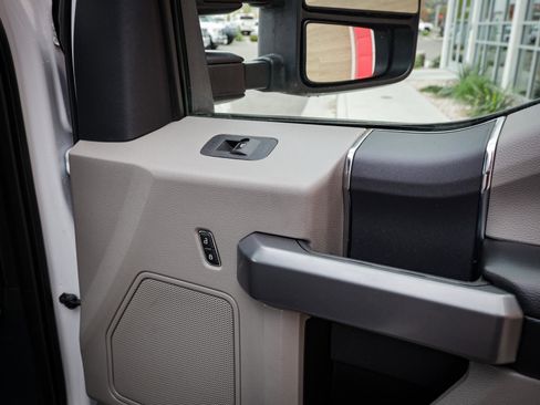 Used 2022 Ford F250 XLT w/ XLT Value Package AWD/4WD image 26