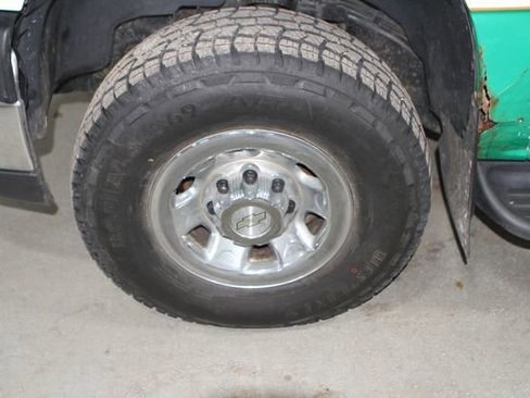 Used 2007 Chevrolet Silverado 3500 4x4 Regular Cab image 11