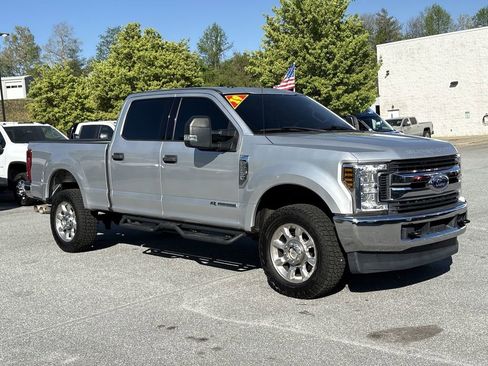 Used 2019 Ford F250 XLT image 5