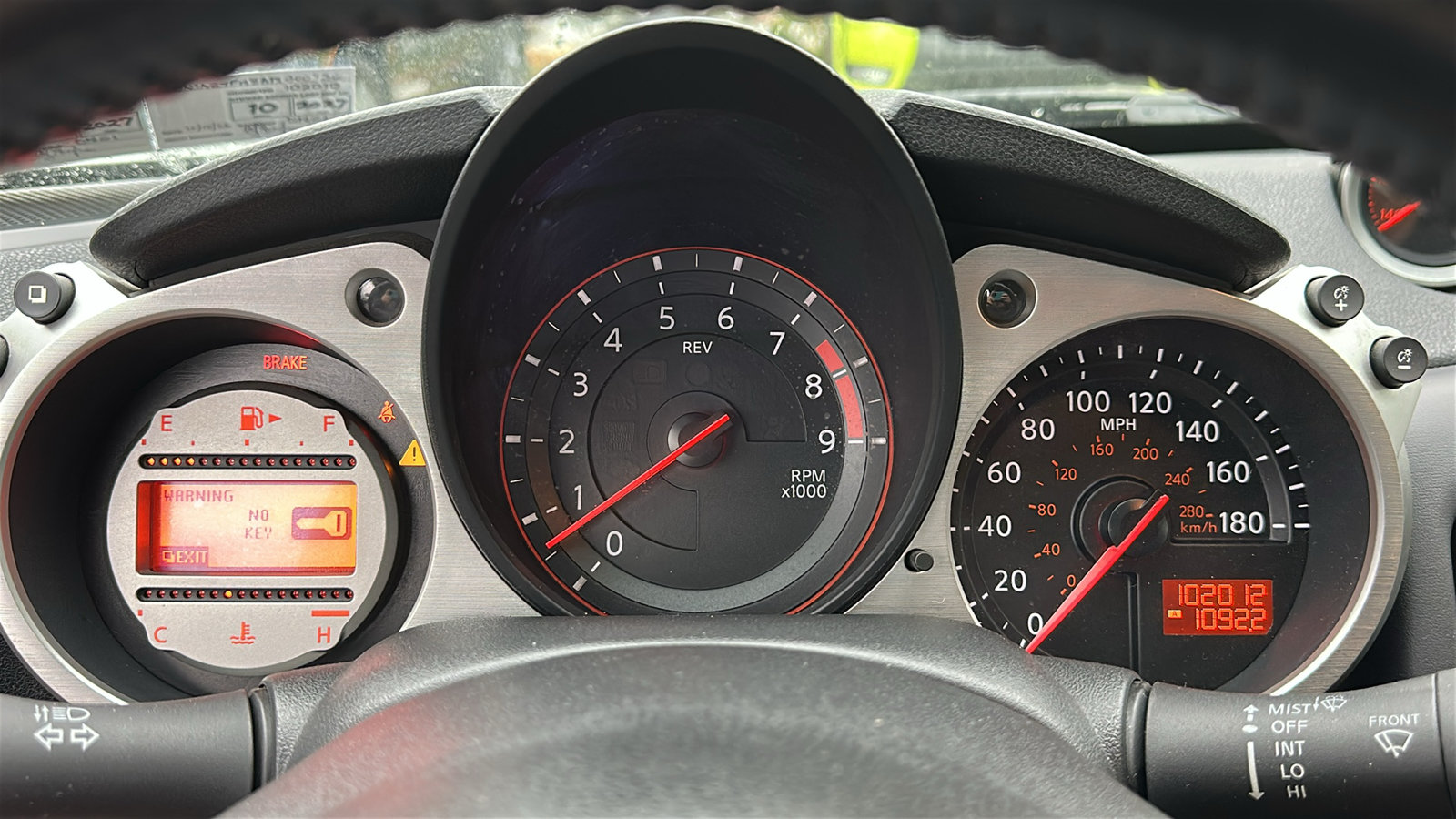 Used 2010 Nissan 370Z Touring RWD image 17