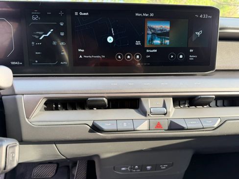 Used 2024 Kia EV9 Light image 26