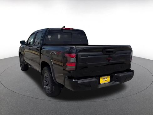 Used 2026 Nissan Frontier PRO-4X AWD/4WD image 9