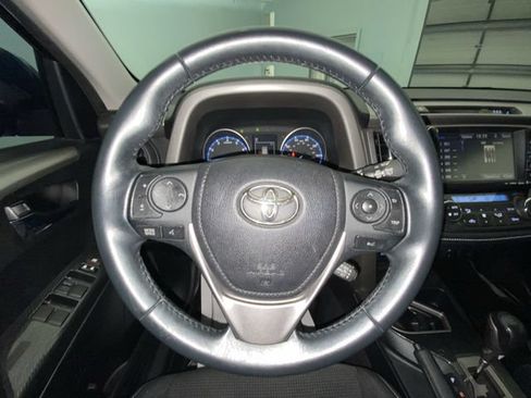 Used 2018 Toyota RAV4 Adventure AWD/4WD image 14