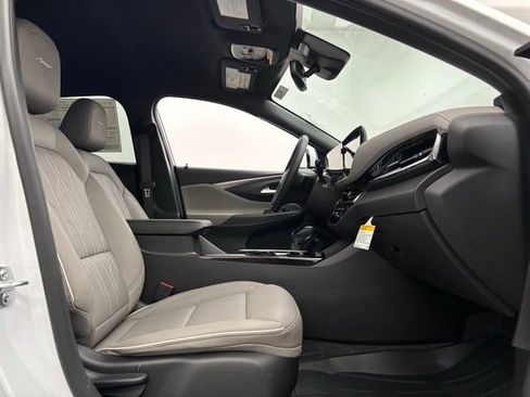 New 2026 Buick Envista Avenir image 31