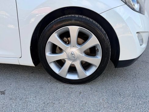 Used 2012 Hyundai Elantra Limited FWD image 35