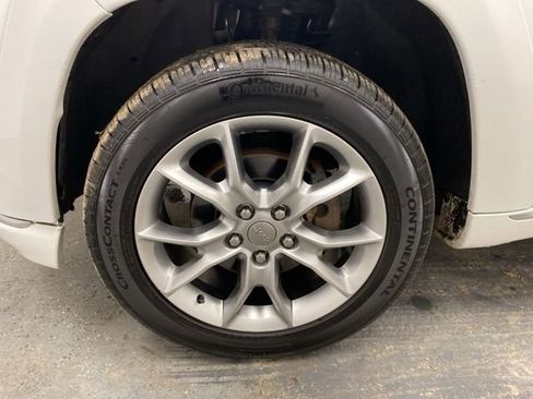 Used 2015 Jeep Grand Cherokee Summit w/ Platinum Series Group image 33