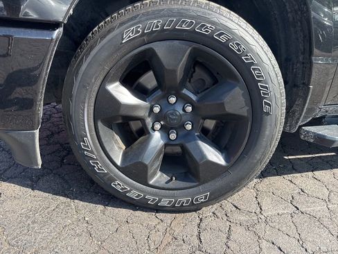 Used 2019 RAM 1500 Big Horn AWD/4WD image 2