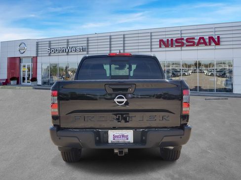 New 2026 Nissan Frontier S image 7