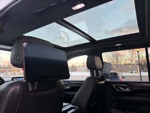 Used 2021 Chevrolet Tahoe RST w/ Luxury Package image 20