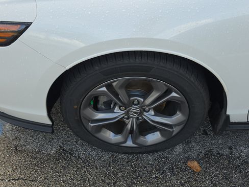 Used 2024 Honda Accord EX image 8