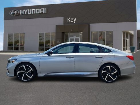 Used 2021 Honda Accord Sport Special Edition image 6