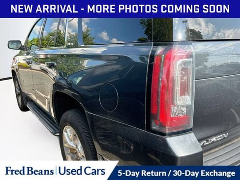 Used 2019 GMC Yukon SLE w/ SLE Value Package AWD/4WD image 6