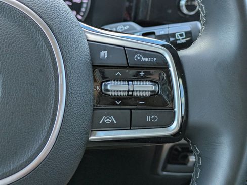Certified 2023 Kia Sorento S FWD image 20