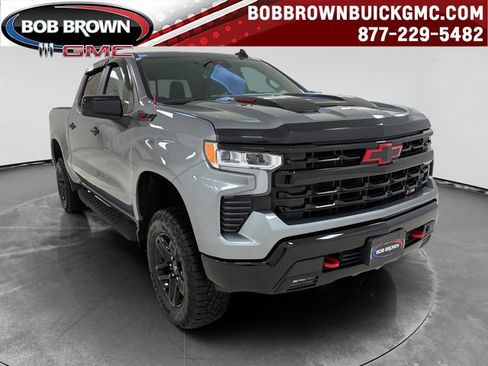 Used 2024 Chevrolet Silverado 1500 LT Trail Boss w/ Convenience Package II image 1