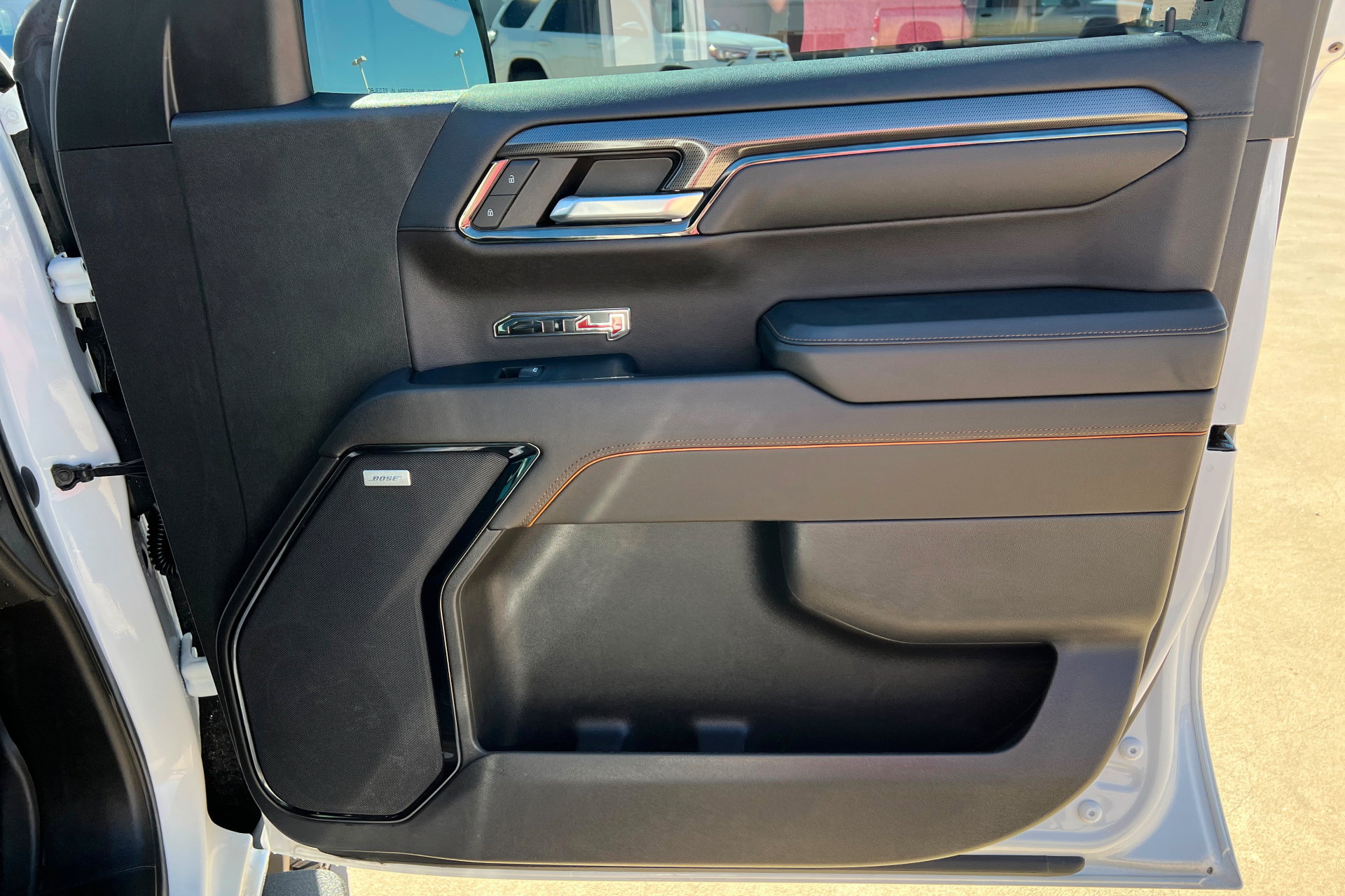 Used 2023 GMC Sierra 1500 AT4 w/ AT4 Premium Package AWD/4WD image 23