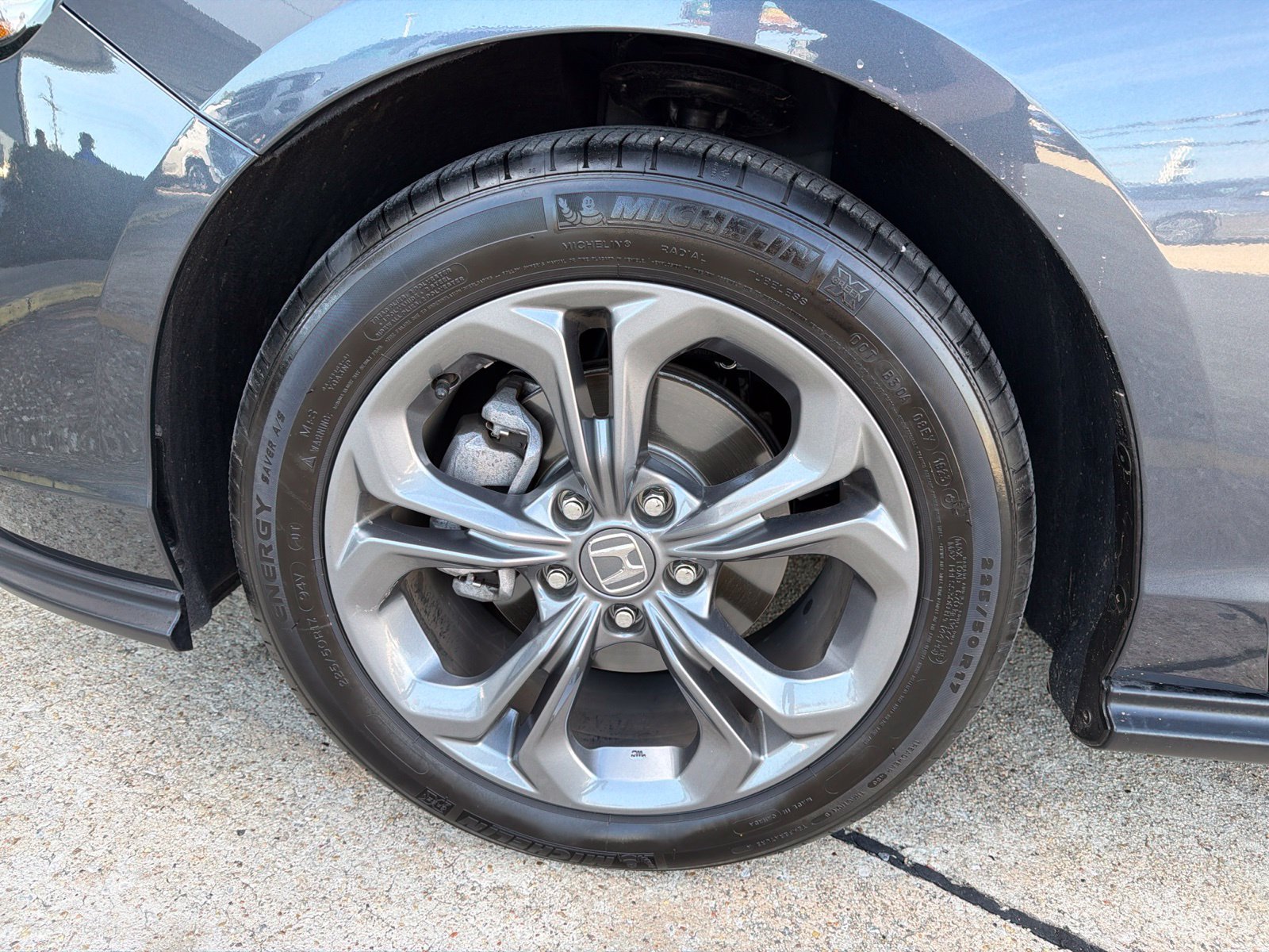Used 2023 Honda Accord EX image 7
