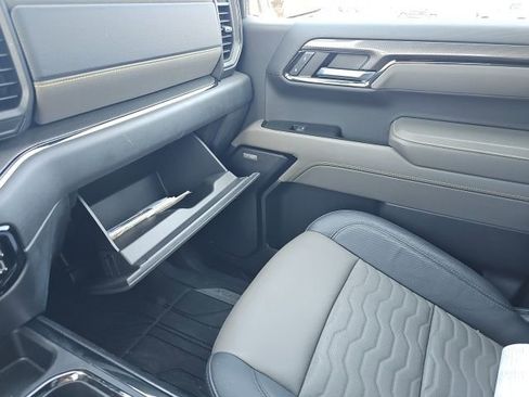 Used 2023 Chevrolet Silverado 1500 ZR2 w/ Technology Package image 50