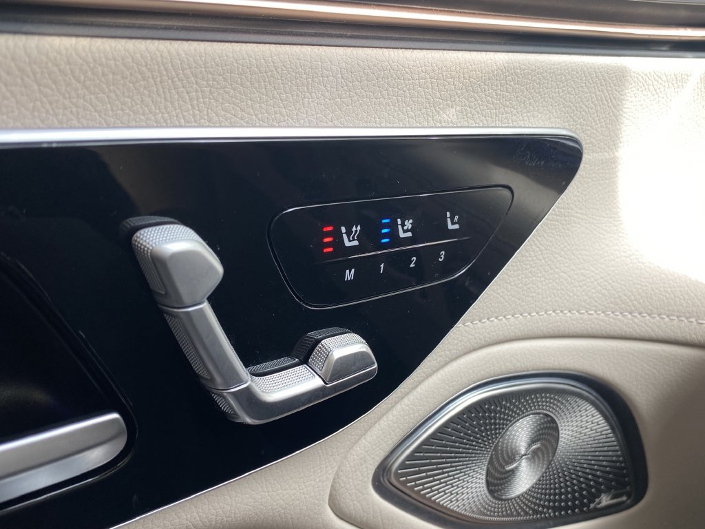 Certified 2022 Mercedes-Benz EQS 580 4MATIC Sedan image 10