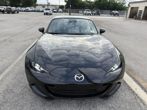 Used 2025 MAZDA MX-5 Miata RF Grand Touring RWD image 10