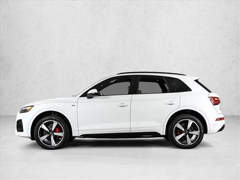 Certified 2024 Audi Q5 2.0T Premium Plus AWD/4WD image 9