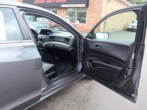 Used 2019 Acura ILX FWD image 10