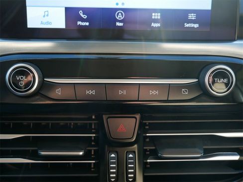 Certified 2022 Ford Escape Titanium image 23