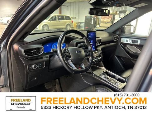 Used 2022 Ford Explorer ST w/ Equipment Group 401A AWD/4WD image 21