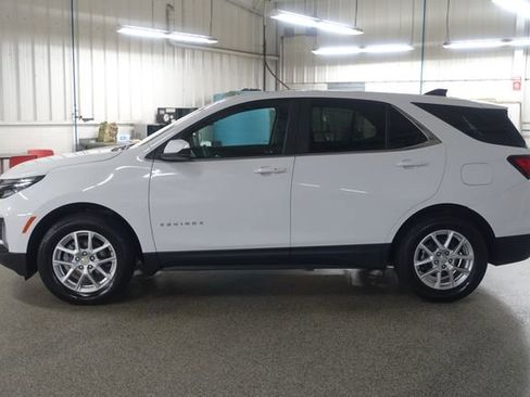 Used 2023 Chevrolet Equinox LT AWD/4WD image 4